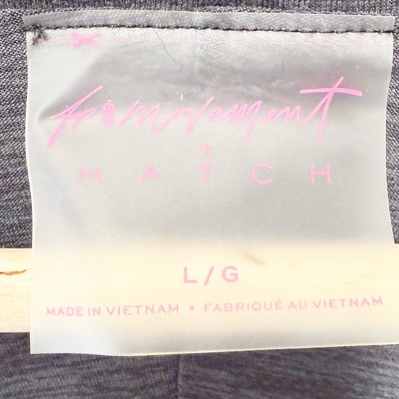 NWT Free People FP Movement Gray Right On Run Long Sleeve Top, Size Large - Picture 6 of 11